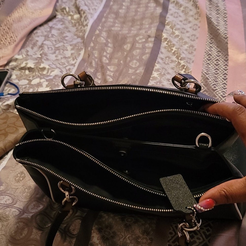 Handbag - Picture 2 of 7